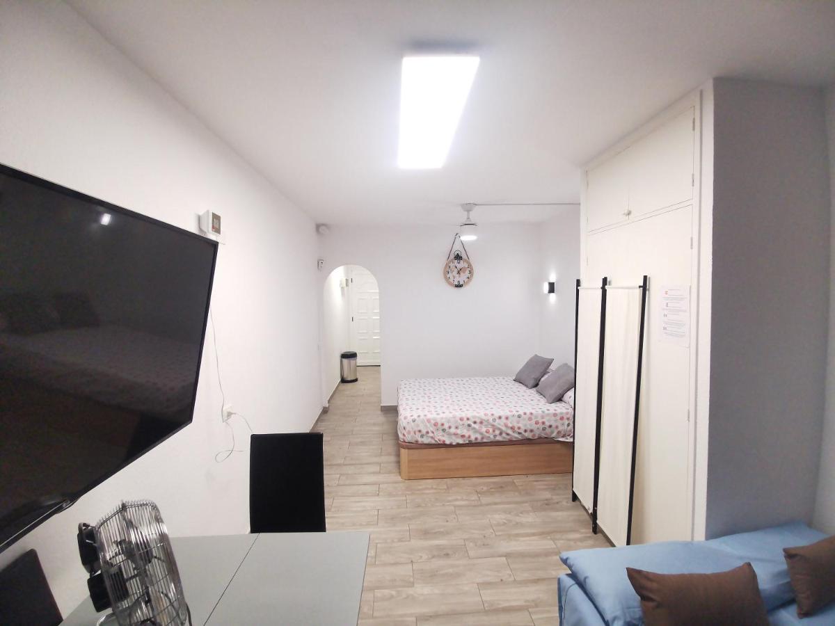 Sunny Apt With Terrace Coastal Area South Arona 阿罗纳 外观 照片