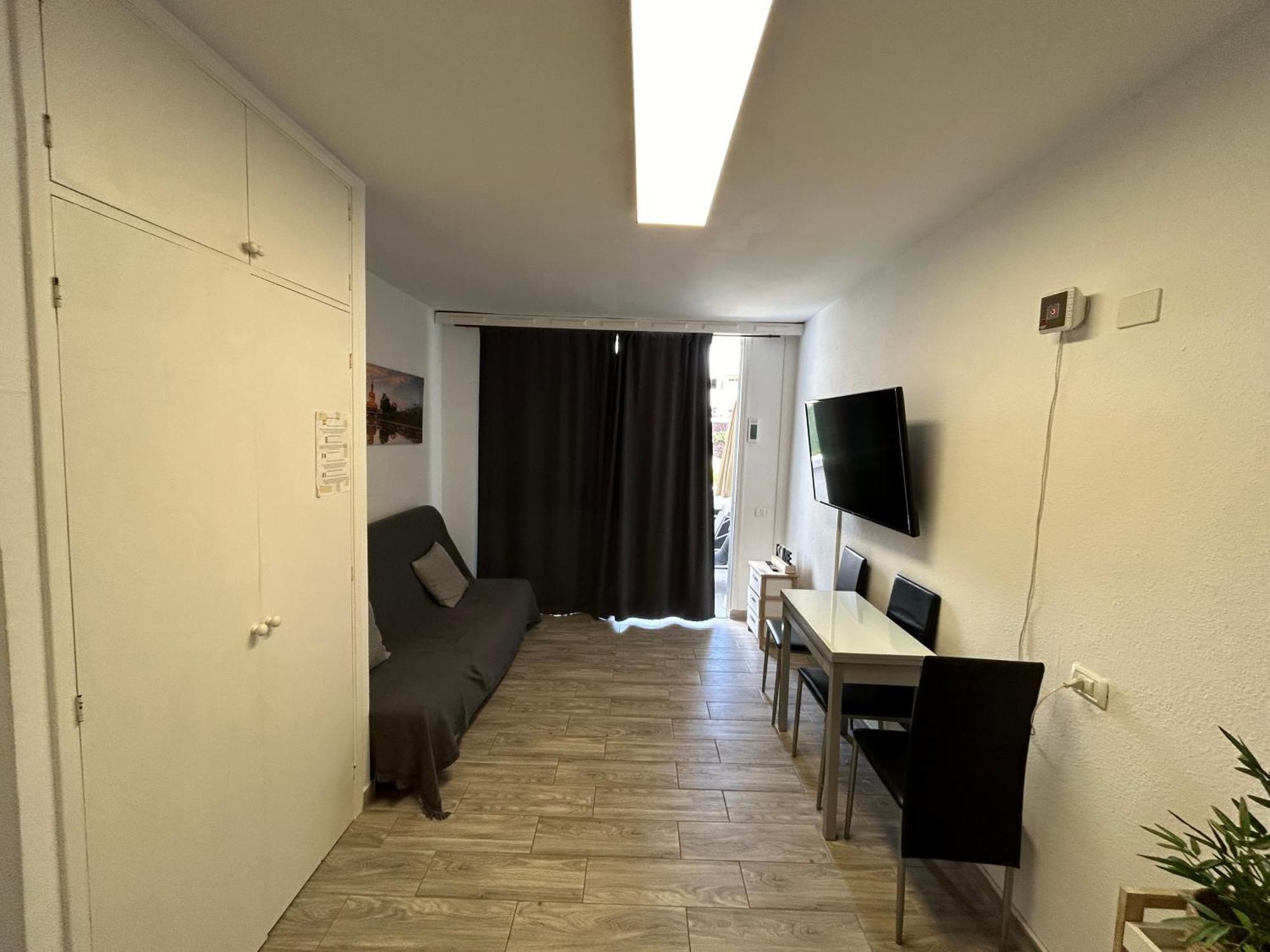 Sunny Apt With Terrace Coastal Area South Arona 阿罗纳 外观 照片